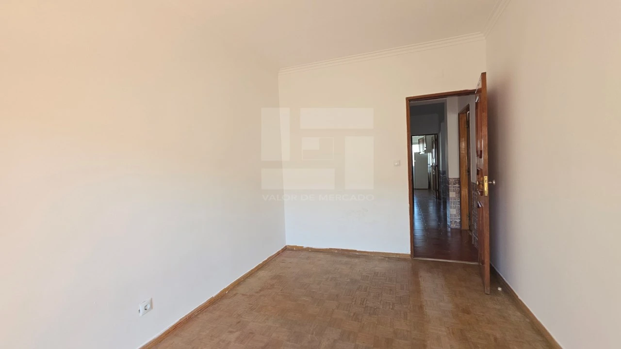 Apartamento T3 para Venda em Queluz e Belas Foto 24