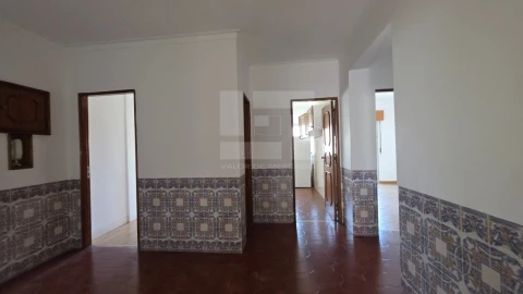 Apartamento T3 para Venda em Queluz e Belas
