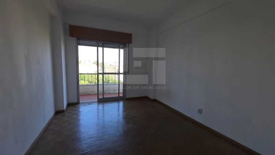 Apartamento T3 para Venda em Queluz e Belas Foto 13