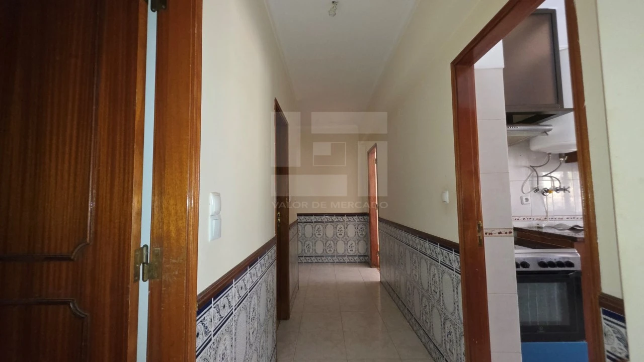 Apartamento T1 para Venda em Rio de Mouro Foto 20