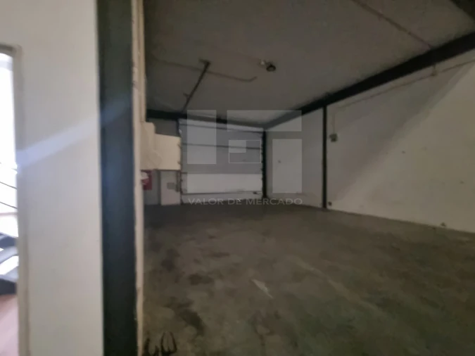 Armazém para Arrendamento em Alverca do Ribatejo e Sobralinho Foto 9