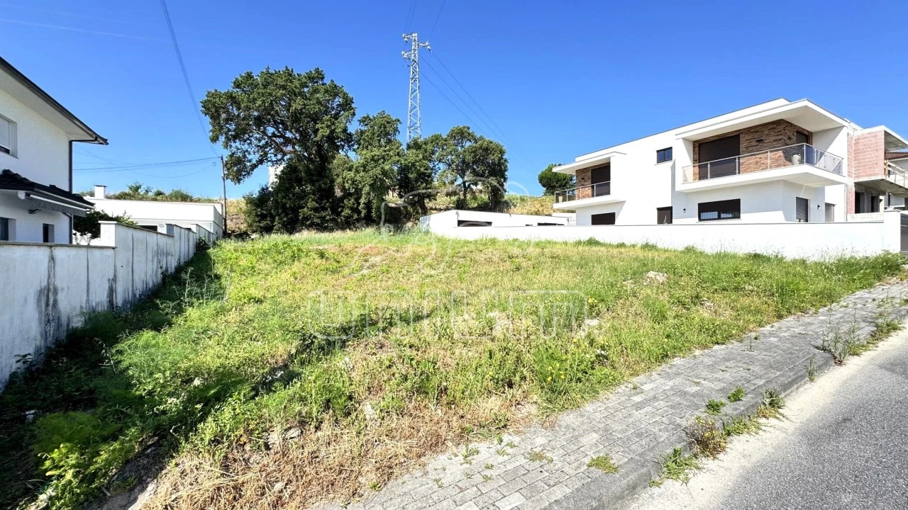 Terreno para Venda em Darque Foto 1