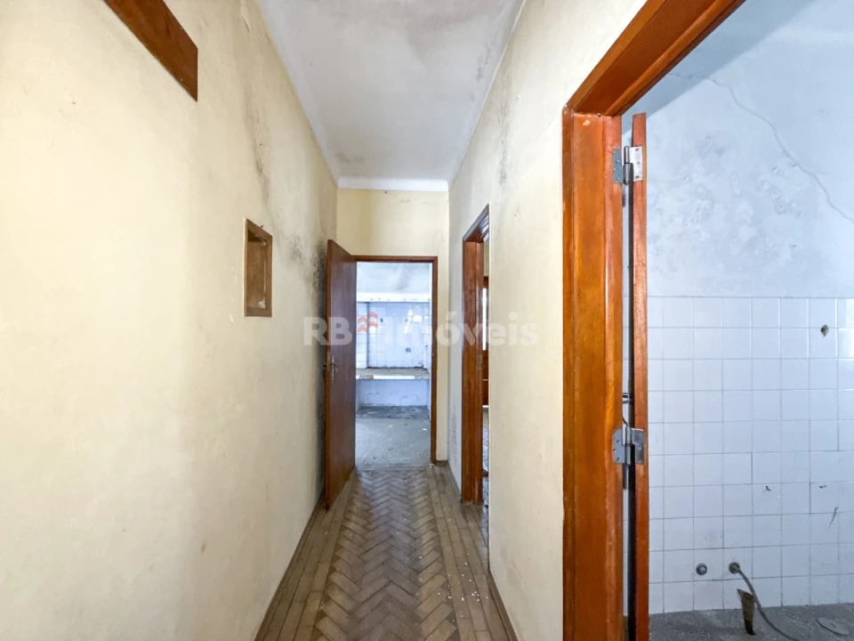 Prédio para Venda em Abrantes (São Vicente e São João) e Alferrarede Foto 33