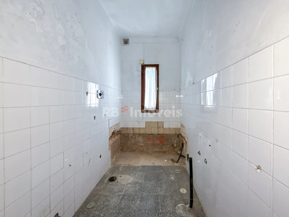 Prédio para Venda em Abrantes (São Vicente e São João) e Alferrarede Foto 34