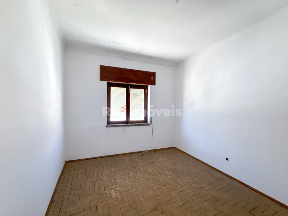 Prédio para Venda em Abrantes (São Vicente e São João) e Alferrarede Foto 71