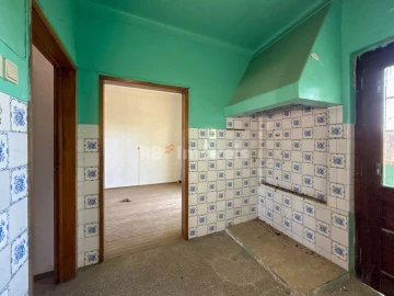 Prédio para Venda em Abrantes (São Vicente e São João) e Alferrarede