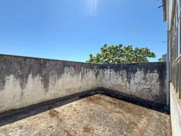 Prédio para Venda em Abrantes (São Vicente e São João) e Alferrarede
