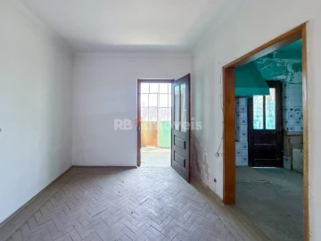 Prédio para Venda em Abrantes (São Vicente e São João) e Alferrarede