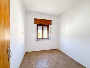 Prédio para Venda em Abrantes (São Vicente e São João) e Alferrarede