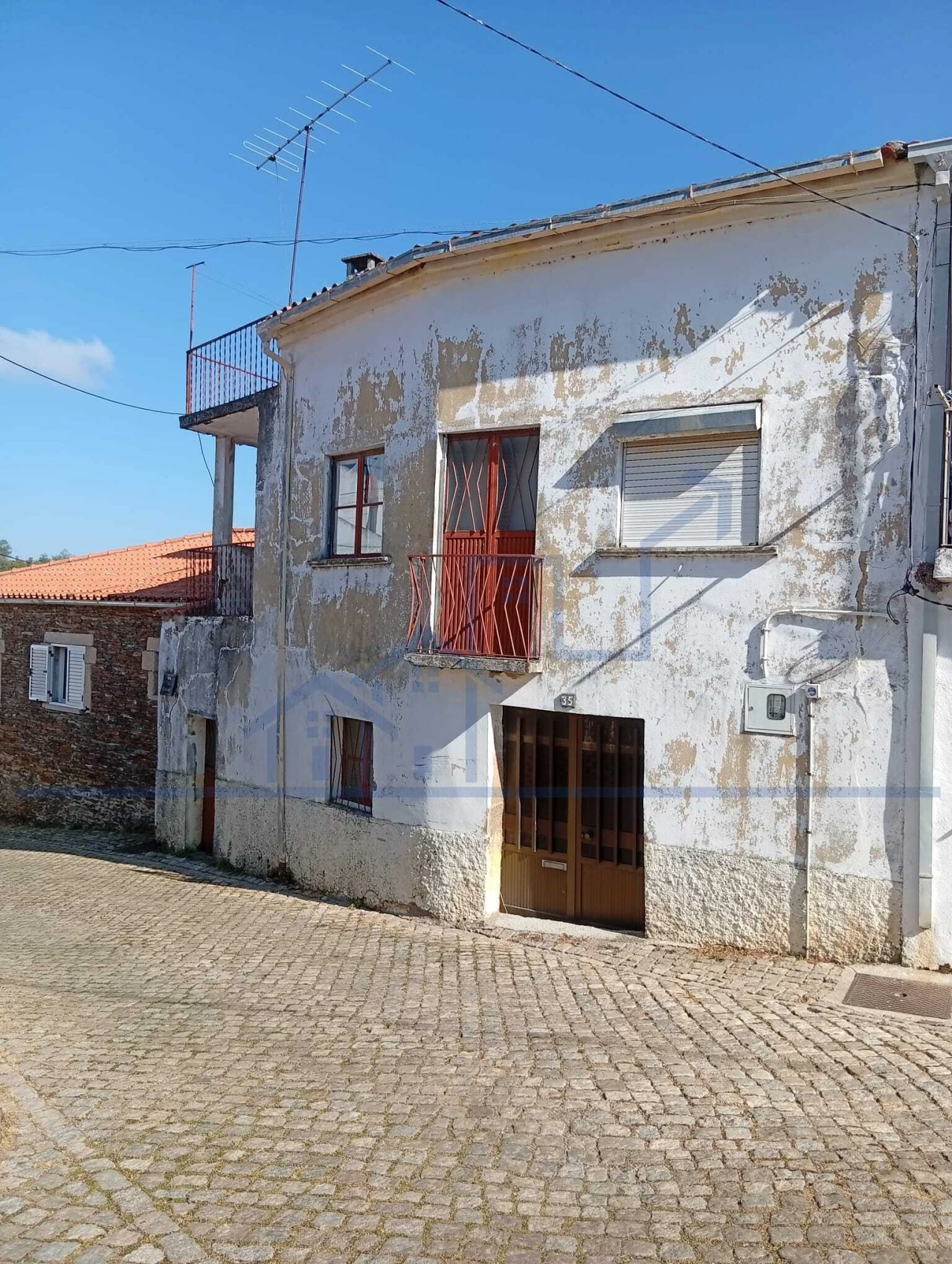 Moradia T3 para Venda em Mos Foto 1