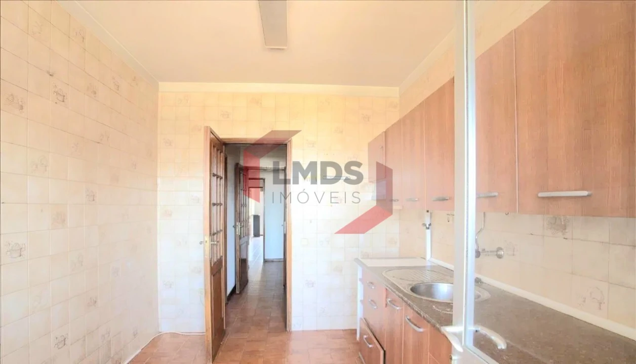 Apartamento T2 para Venda em Santa Marinha e São Pedro da Afurada Foto 13