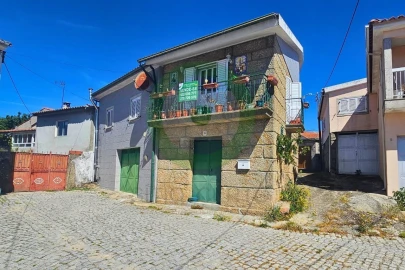Moradia T3 para Venda em Lebução, Fiães e Nozelos