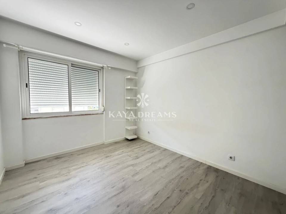Apartamento T3 para Venda em Odivelas Foto 13