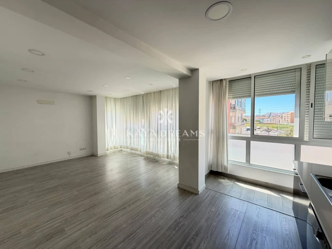 Apartamento T3 para Venda em Odivelas Foto 6