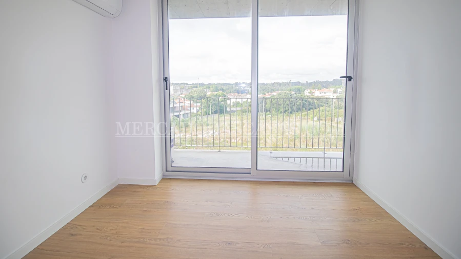Apartamento T1 para Venda em Espinho Foto 6