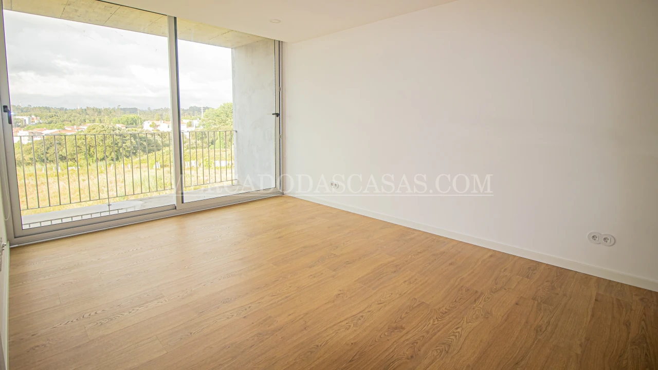 Apartamento T1 para Venda em Espinho Foto 4