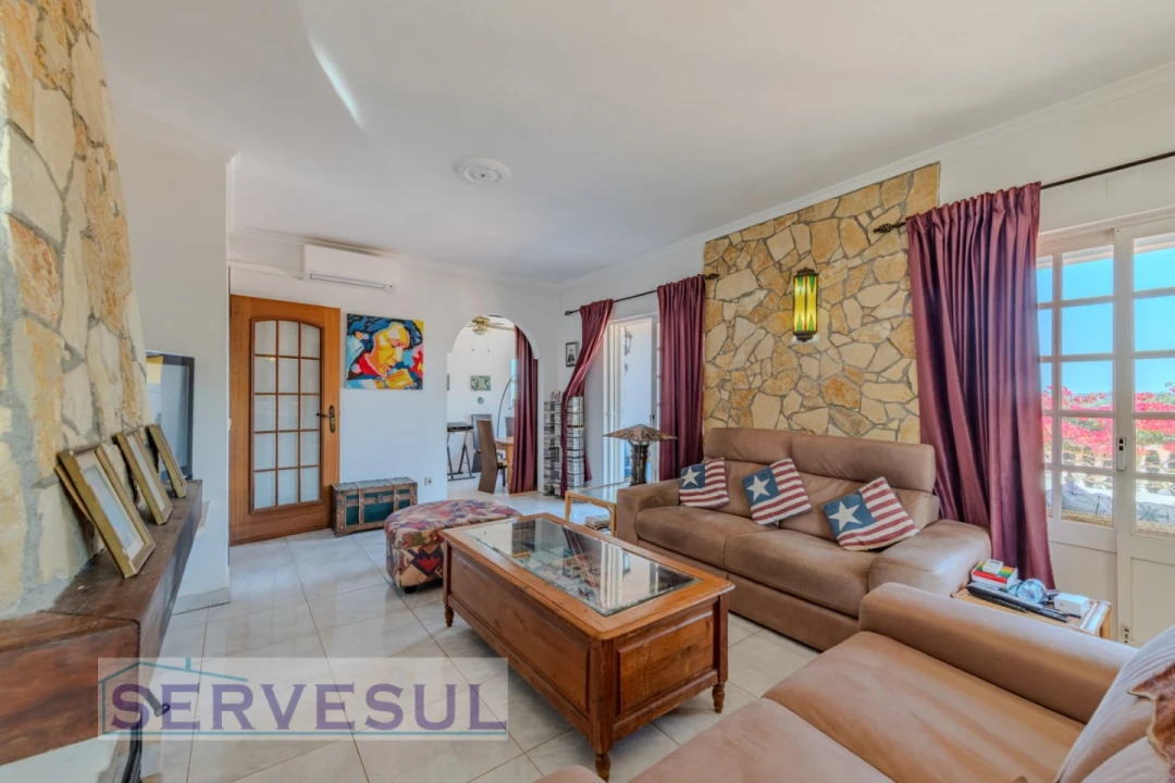 Moradia T3 para Venda em Silves Foto 4