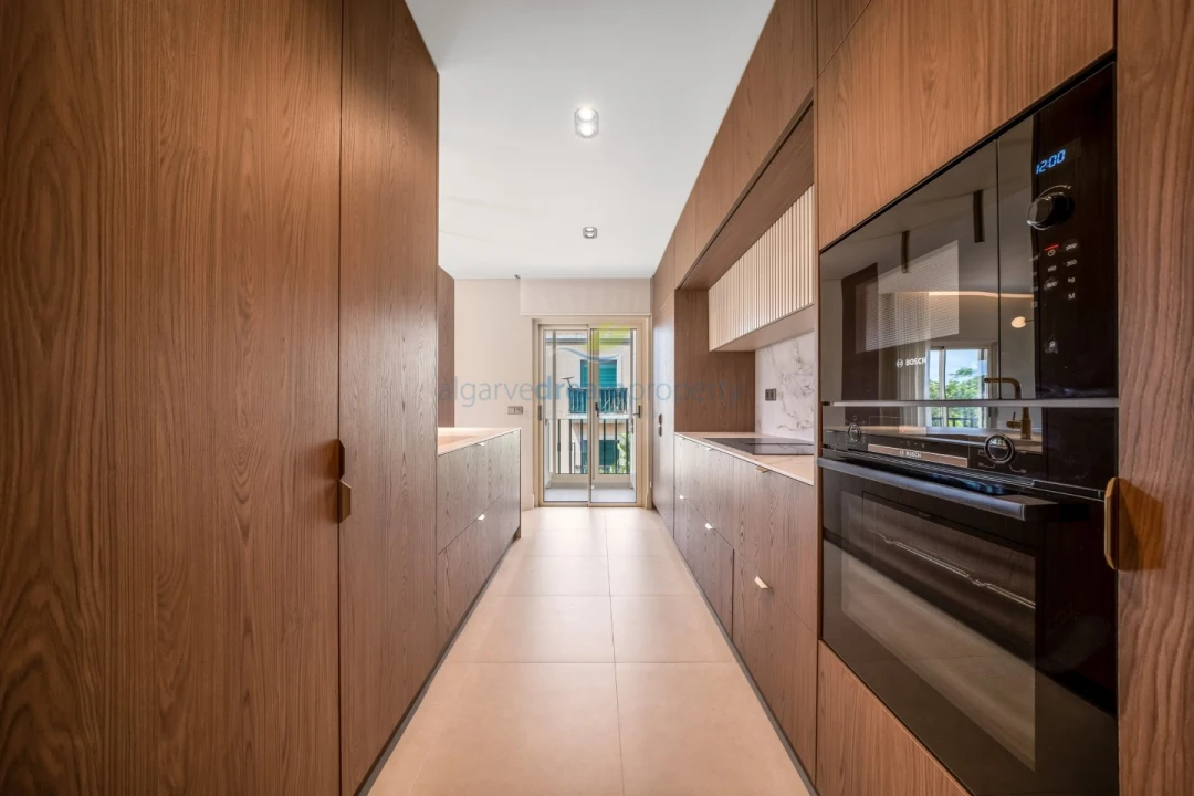 Apartamento T2 para Venda em Estômbar e Parchal Foto 19