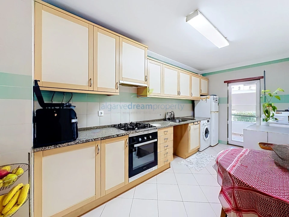 Apartamento T1 para Venda em Albufeira e Olhos de Água Foto 16