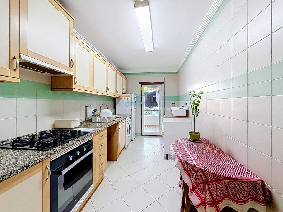 Apartamento T1 para Venda em Albufeira e Olhos de Água Foto 14