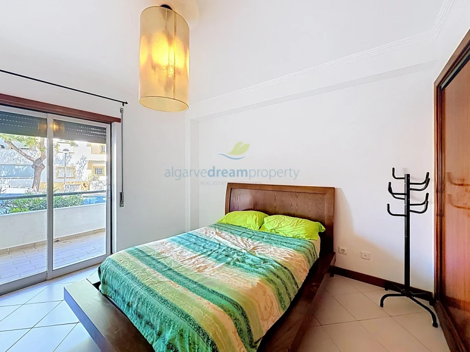 Apartamento T1 para Venda em Albufeira e Olhos de Água Foto 17