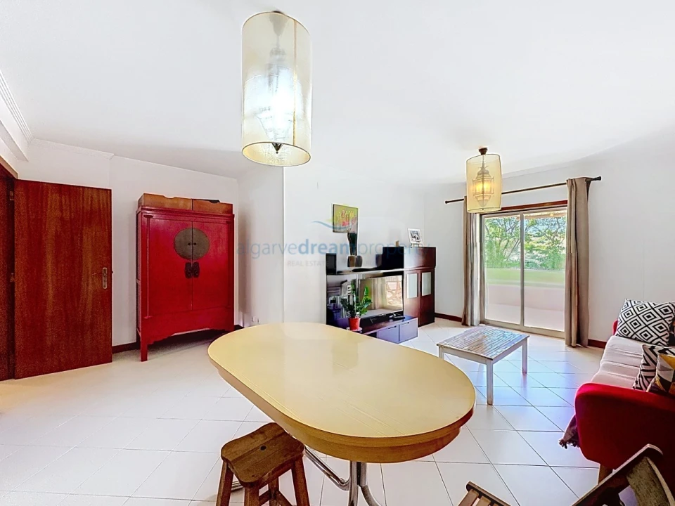 Apartamento T1 para Venda em Albufeira e Olhos de Água Foto 3
