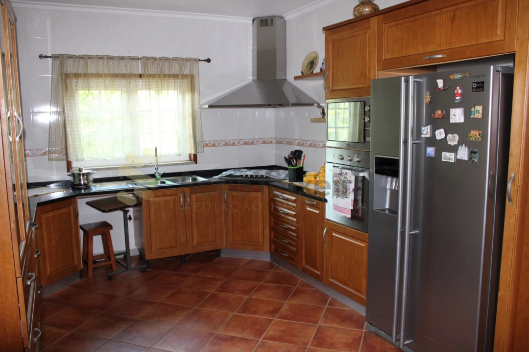 Moradia T4 para Venda em Frende Foto 23