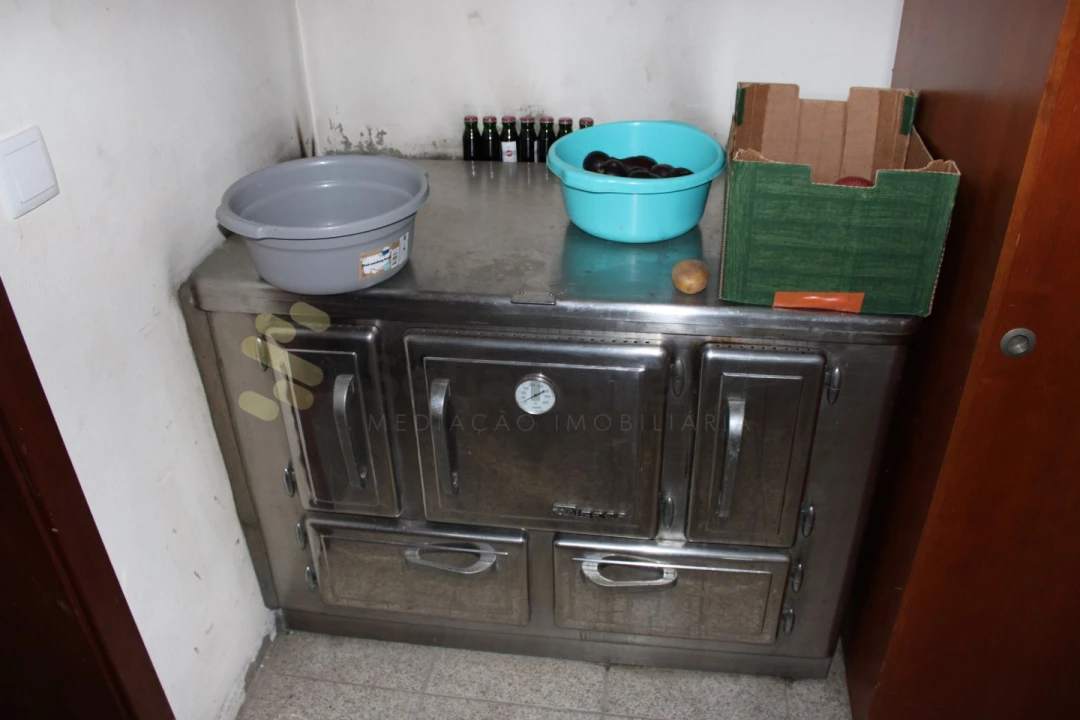 Moradia T4 para Venda em Frende Foto 32