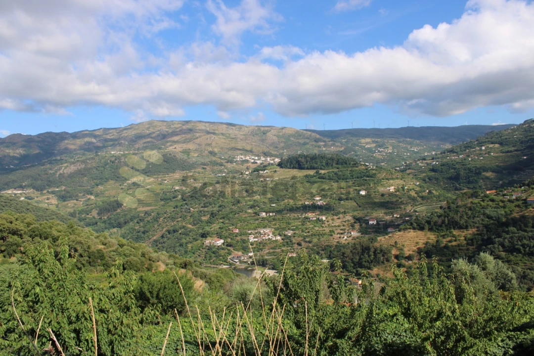 Moradia T4 para Venda em Frende Foto 35