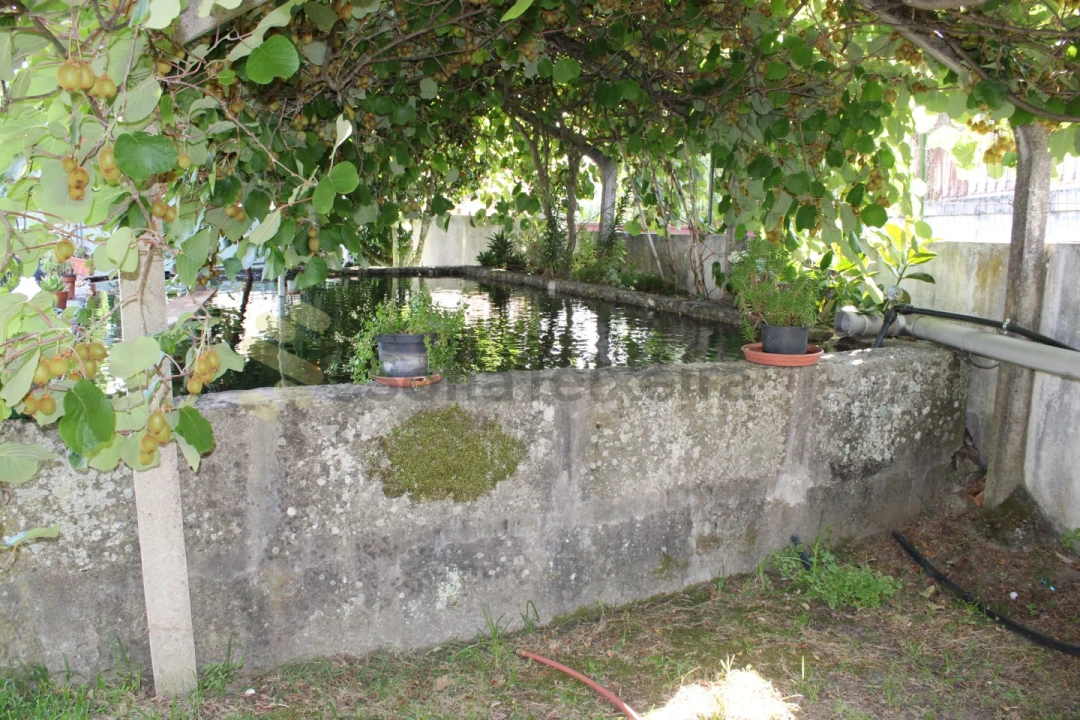 Moradia T4 para Venda em Frende Foto 37