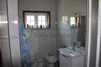 Moradia T4 para Venda em Frende