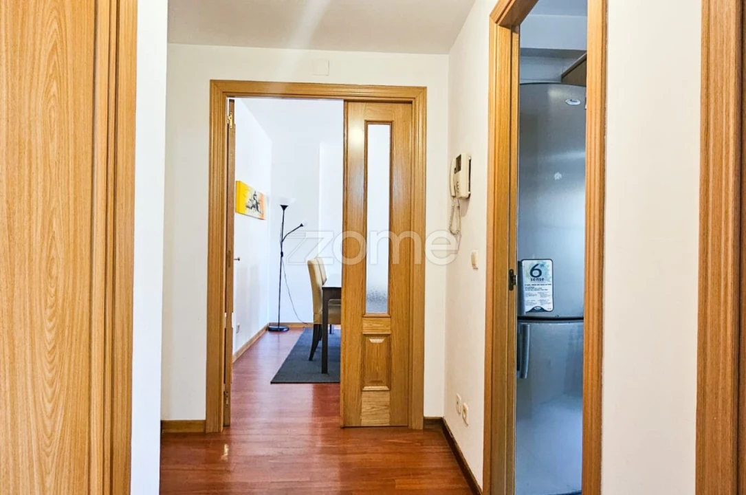 Apartamento T1 para Arrendamento em Paranhos Foto 7
