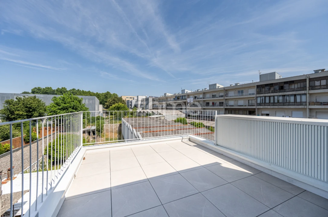 Apartamento T2 para Arrendamento em São Vitor (Braga) Foto 9