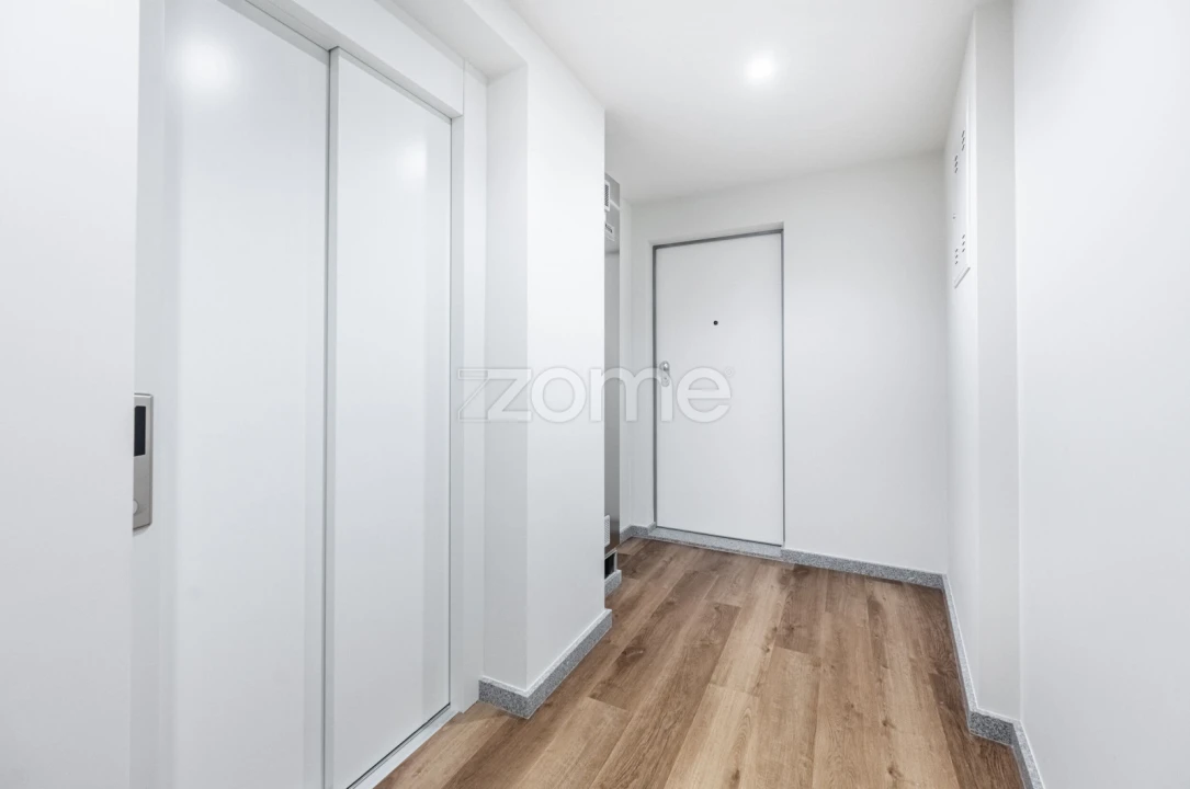 Apartamento T2 para Arrendamento em São Vitor (Braga) Foto 19