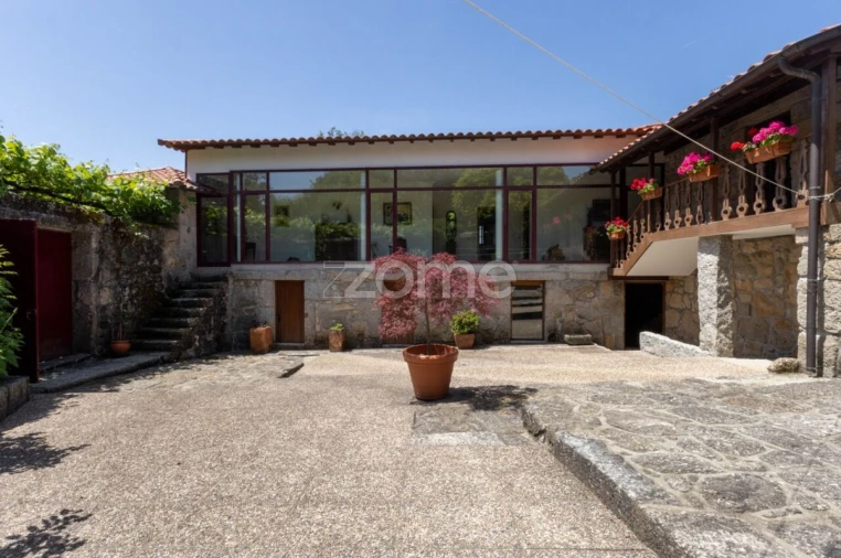 Moradia T5 para Venda em Arões (São Romão) Foto 10
