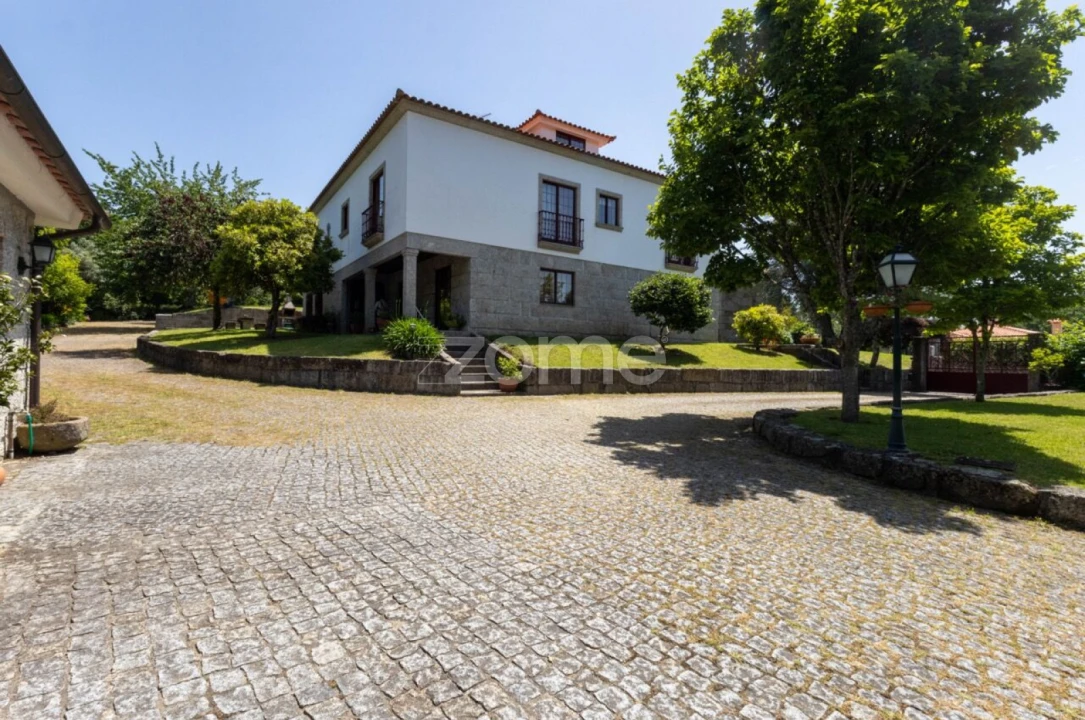 Moradia T5 para Venda em Arões (São Romão) Foto 4