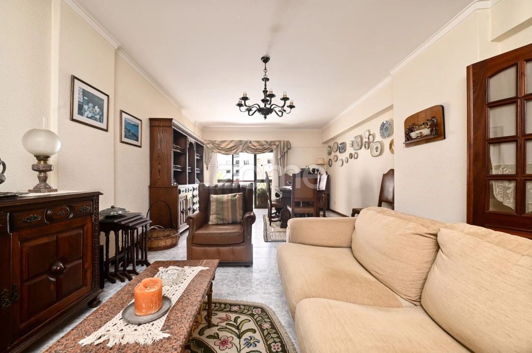 Apartamento T3 para Venda em Massamá e Monte Abraão Foto 2