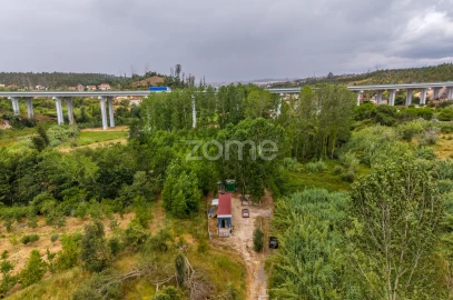 Terreno para Venda em Caranguejeira