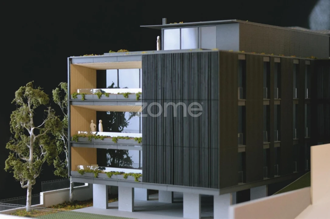 Apartamento T4 para Venda em Viseu Foto 3