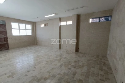 Terreno Comércio / Armazém para Arrendamento em Santa Maria Maior e Monserrate e Meadela