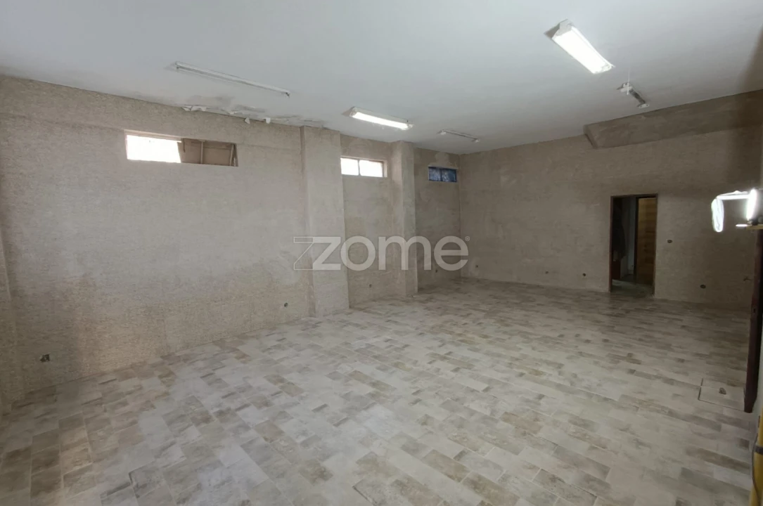 Terreno Comércio / Armazém para Venda em Santa Maria Maior e Monserrate e Meadela Foto 4