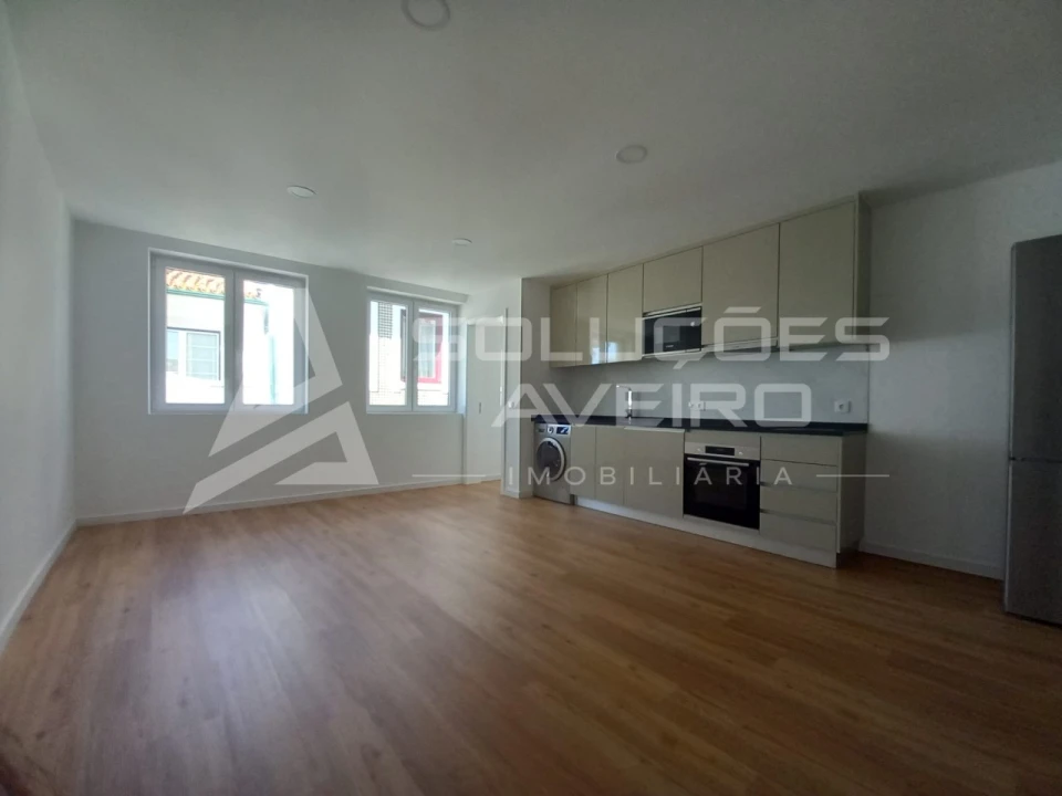 Apartamento T2 para Venda em Glória e Vera Cruz Foto 2