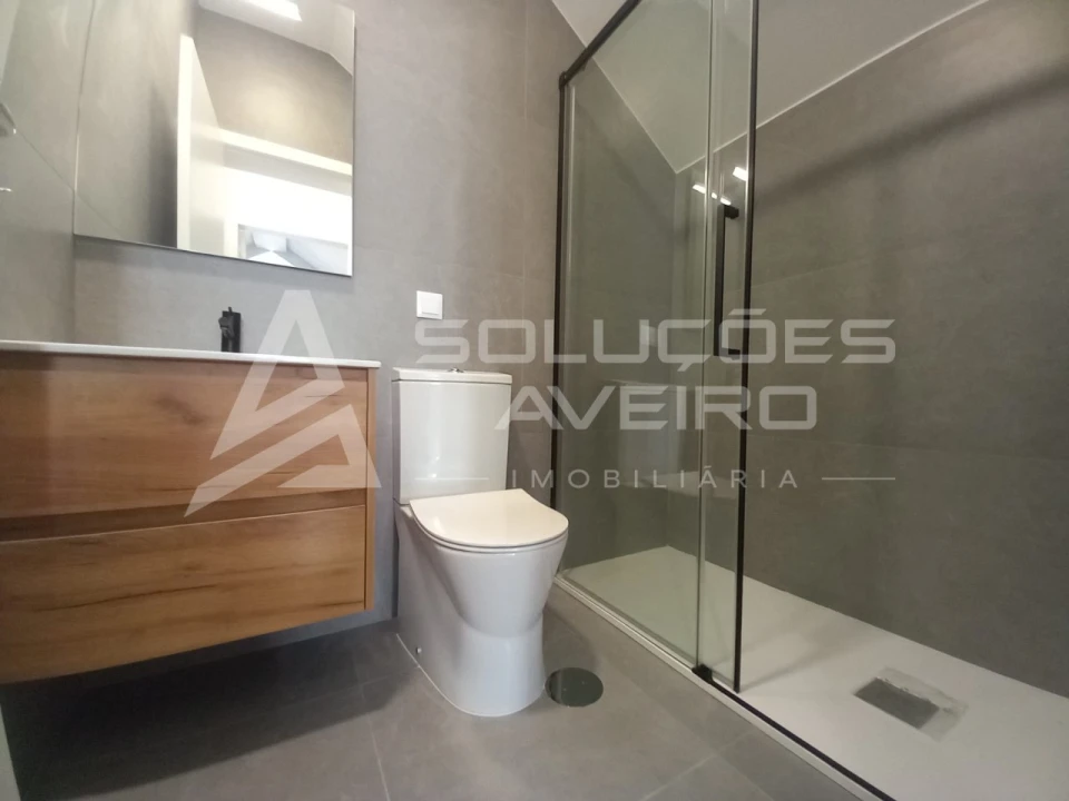 Apartamento T2 para Venda em Glória e Vera Cruz Foto 5