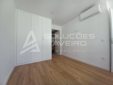 Apartamento T2 para Venda em Glória e Vera Cruz