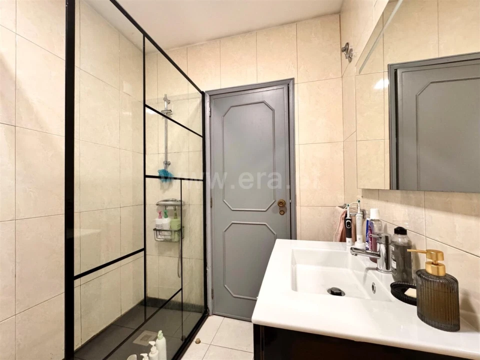 Apartamento T2 para Venda em Santa Marinha e São Pedro da Afurada Foto 12