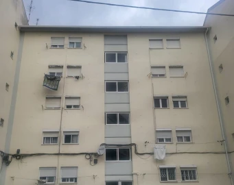 Apartamento T3 para Venda em Laranjeiro e Feijó