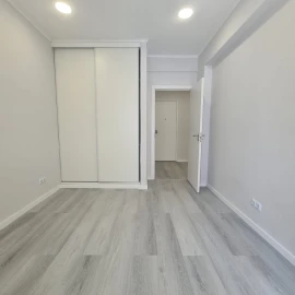 Apartamento T1 para Venda em Venteira