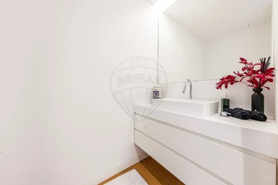 Apartamento T3 para Venda em Benfica