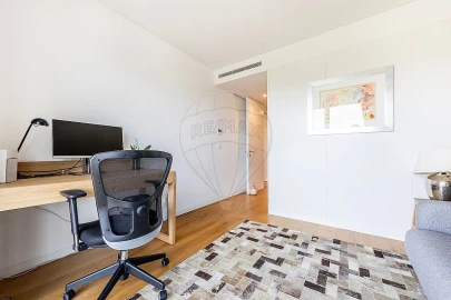 Apartamento T3 para Venda em Benfica