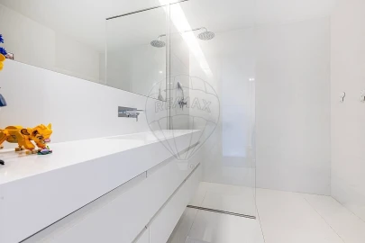 Apartamento T3 para Venda em Benfica